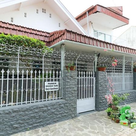 Emy'S Guesthouse Jenggrik Esterno foto
