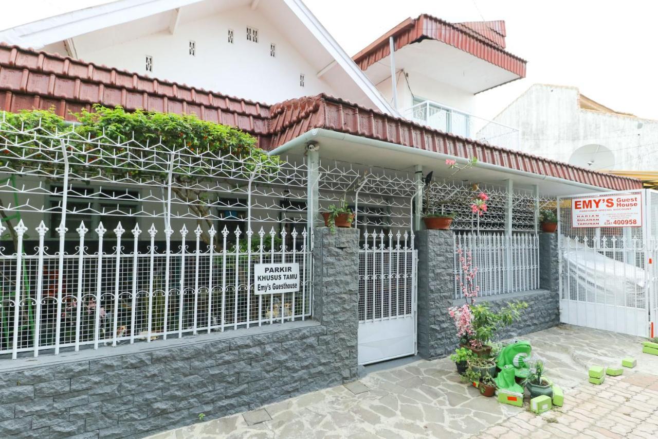 Emy'S Guesthouse Jenggrik Esterno foto